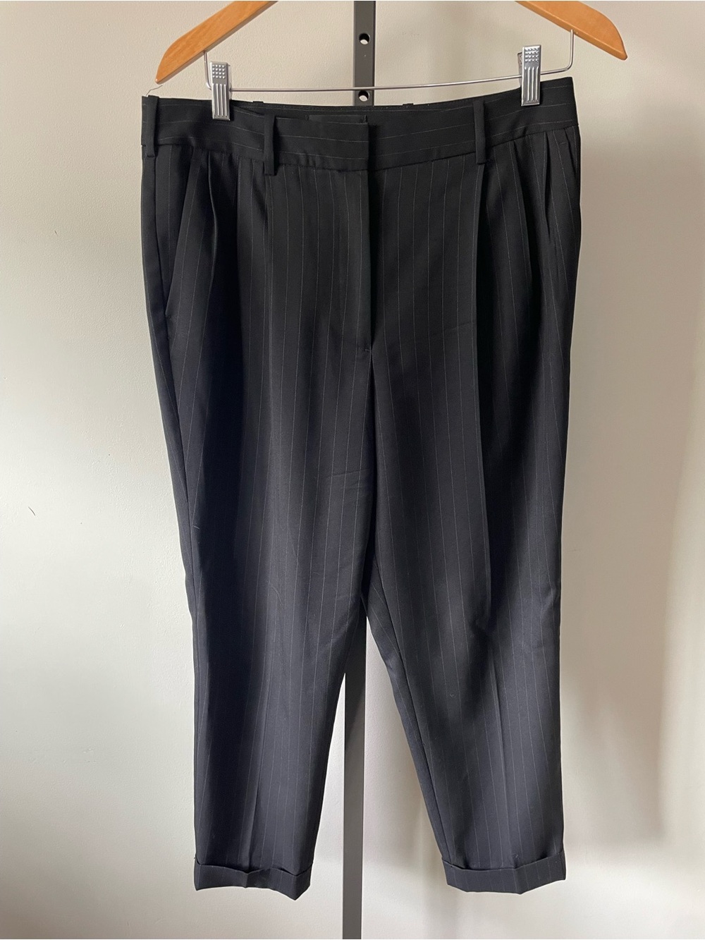 Nili Lotan Virgin Wool Pinstripe Trouser Pant Black White Striped Size 10